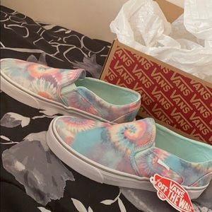 Asher Tie-Dye Slip On Vans